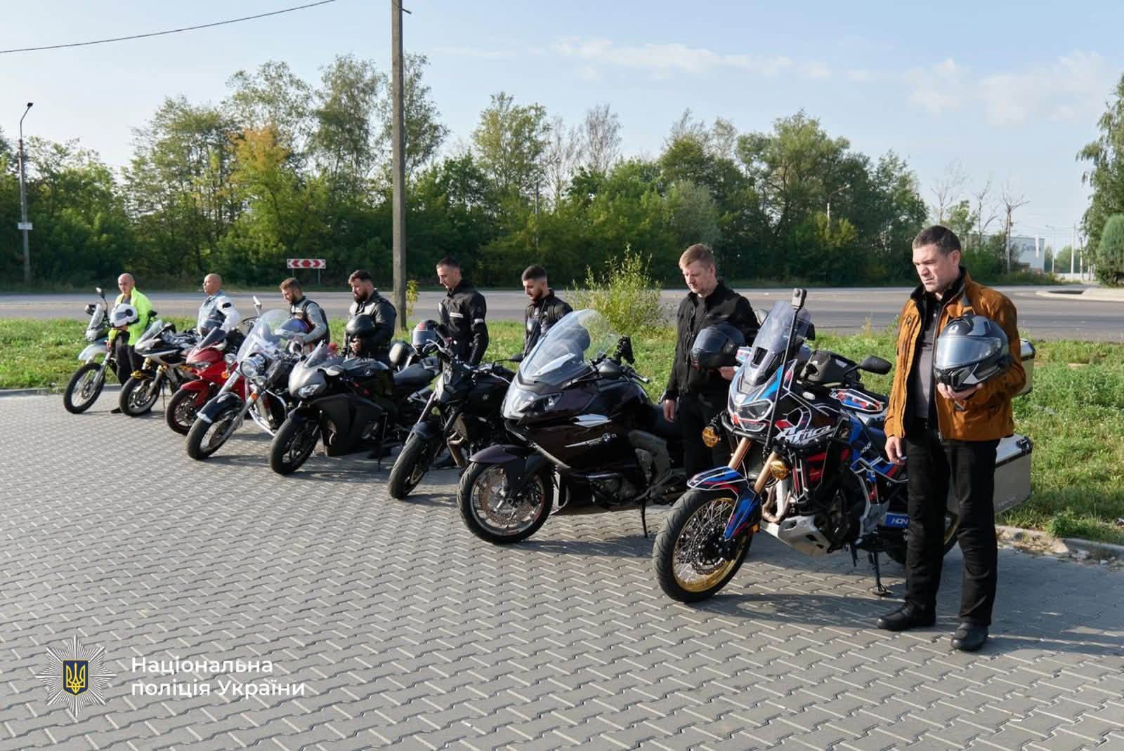 ynriuzhnshl - На Прикарпатті відбувся мотопробіг на честь загиблих поліцейських-захисників - rai.ua