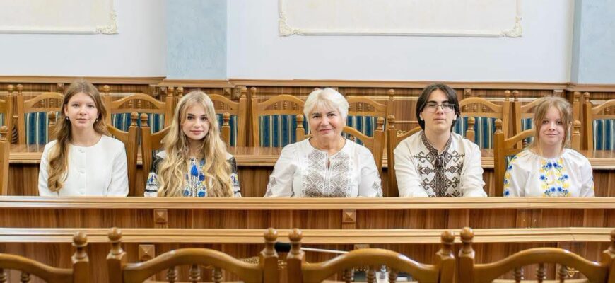 На Прикарпатті відзначили переможців Всеукраїнських учнівських олімпіад