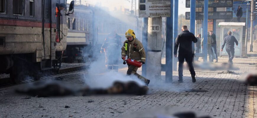 У Дніпрі вже 13 загиблих через російський удар