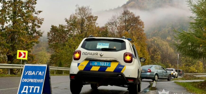 На Косівщині внаслідок зіткнення мотоцикла з авто травмувалися двоє неповнолітніх