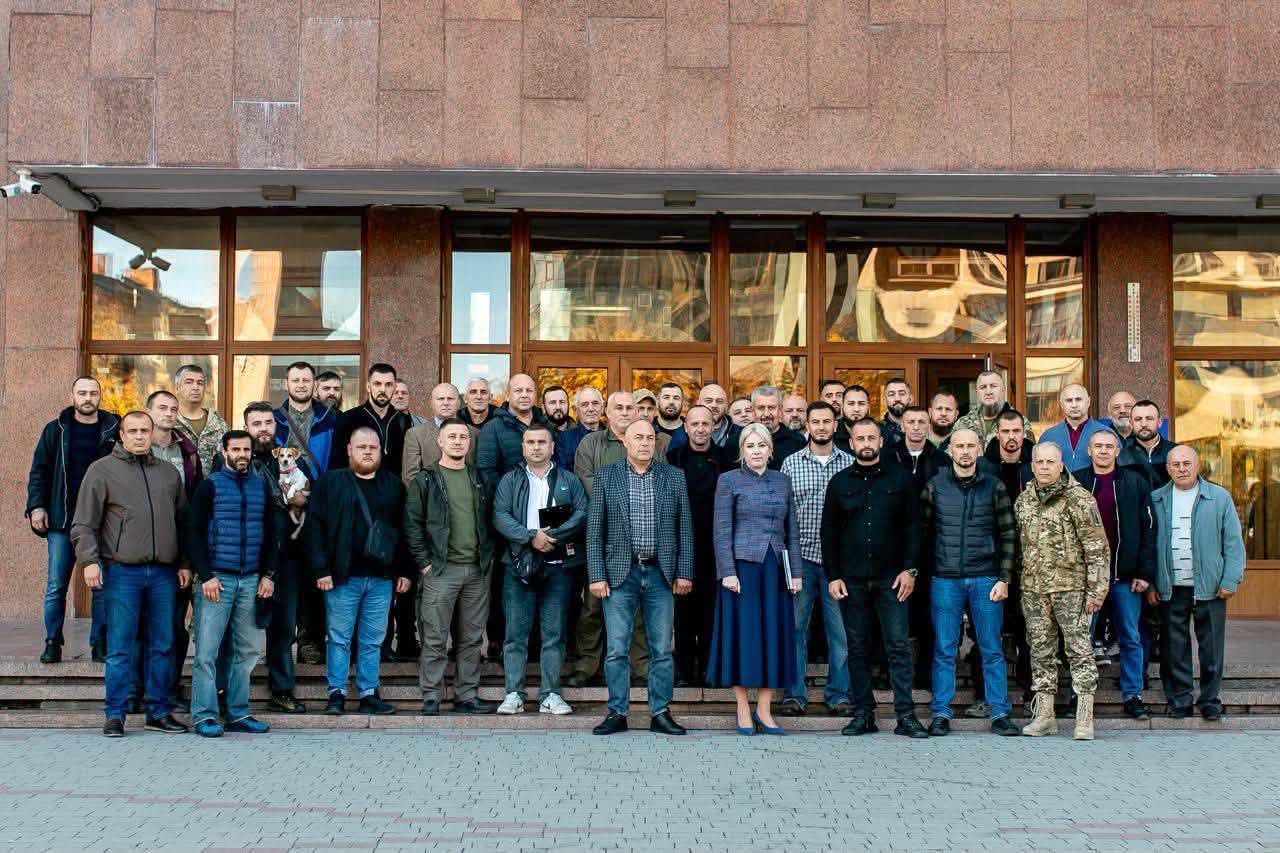 https://rai.ua/novyny/na-prykarpatti-vidbulysia-pershi-ustanovchi-zbory-rady-veteraniv