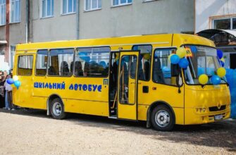 Болехівська громада отримала новий шкільний автобус