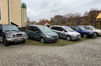 Парафіяльно-гарнізонний храм Різдва Христового передаву 5 авто на передову