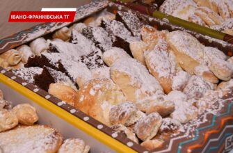 Мешканці сіл Тисменичани, Радча та Березівка передали воїнам солодкі подарунки