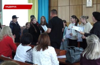 У Надвірній відбулася церемонія відзначення переможців та призерів олімпіад. Відео