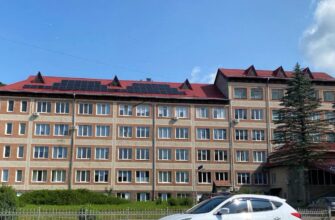 На даху Вигодскьої лікарні встановили сонячну електростанцію