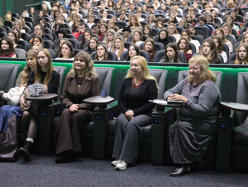 svepmu - В Івано-Франківську відбувся спеціальний показ фільму «Одіссея» англійською мовою - rai.ua